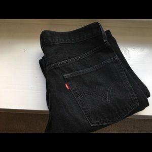 505 Black Levi’s